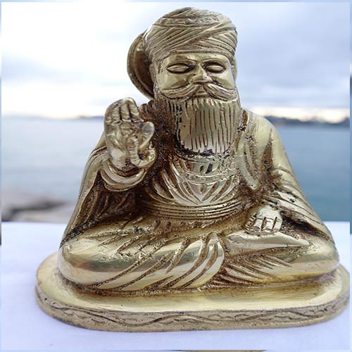 Indian handicraft Rare brass statue of Shri Guru Nanak Dev jee Indian Handicraft items online