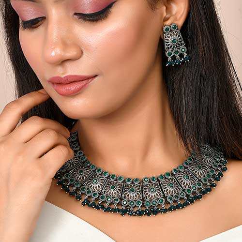 Oxidized Silver Plated Green Monalisa Stones With Green Pearls Brass Choker Set Online jewellery shopping