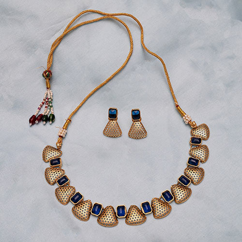 Gold plated Brass Choker Neckpiece with a pair of matching Jhumka earrings Affordable jewellery singapore